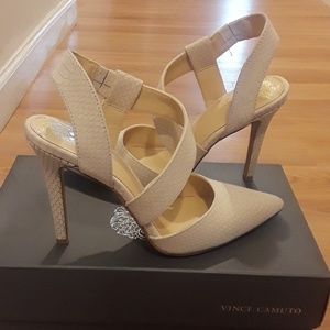 Vince Camuto Shoes
